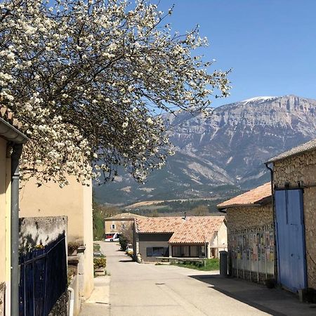 Gite des Nals Montmaur-en-Diois Exterior foto